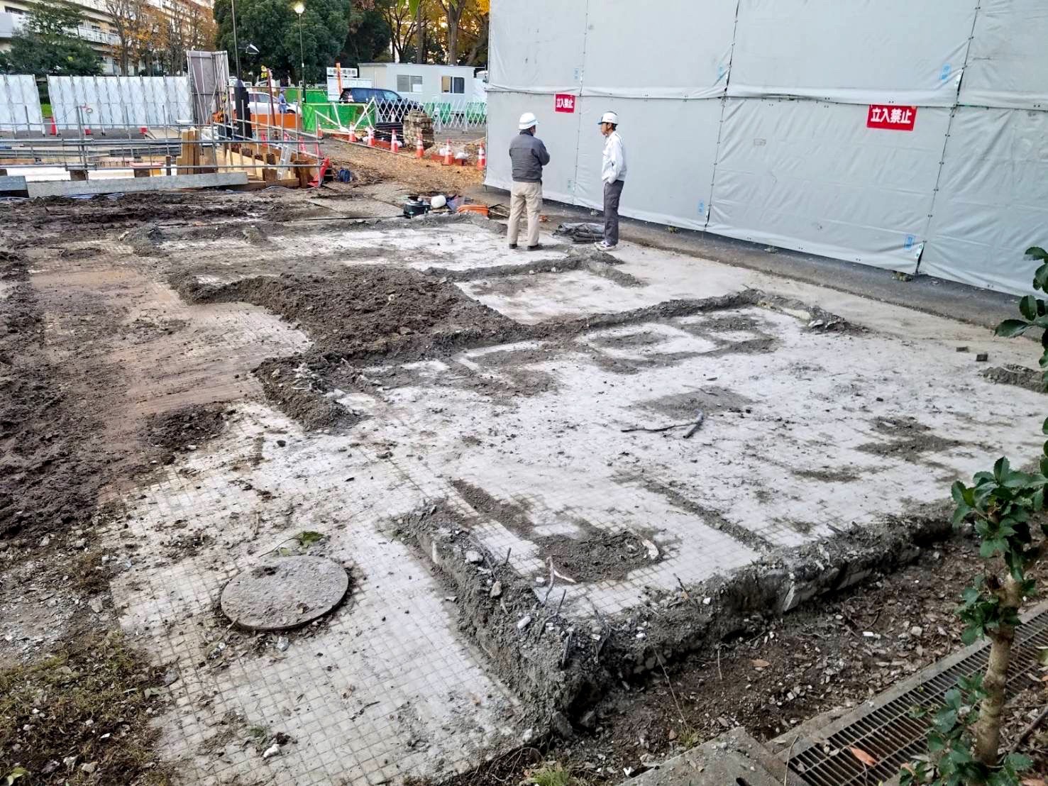 東京都墨田区公園トイレ解体工事